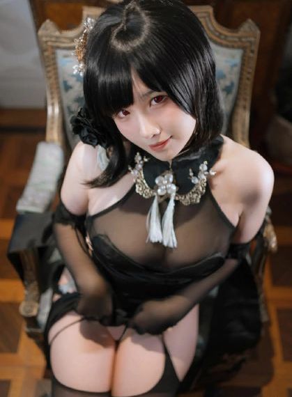 李采潭漂亮女客栈