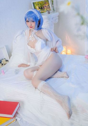 艳姬与妖姬
